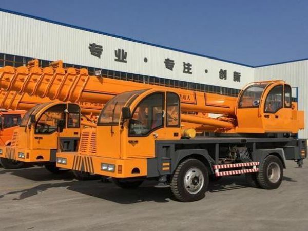 周村区吊车租赁公司_专业吊车租赁有哪些服务？